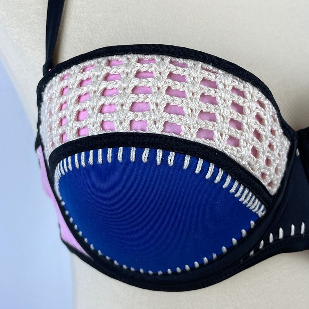 Victoria's Secret Blue Pink and Ivory Bikini Top w/Crochet Detail - Size 34D - Picture 3 of 15